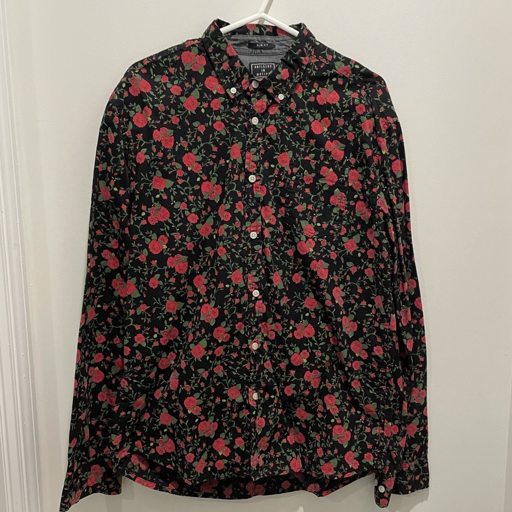 Roses buttondown